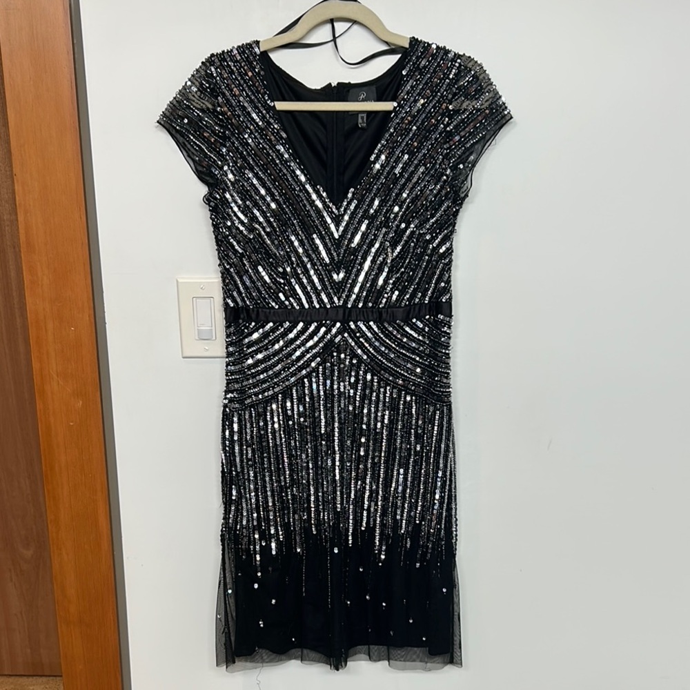 Adrianna Papell Black Sequin Dress sz 6
